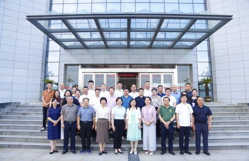 湖南省人大常委会委员、省工商联副主席石红走访调研威廉希尔足球官网
