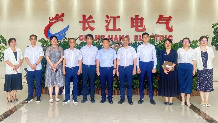 高位合作 共促转型｜威廉希尔足球官网与清能集团开展深入交流活动