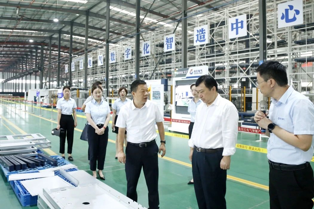省能源局党组成员、副局长揭建平来威廉希尔足球官网调研