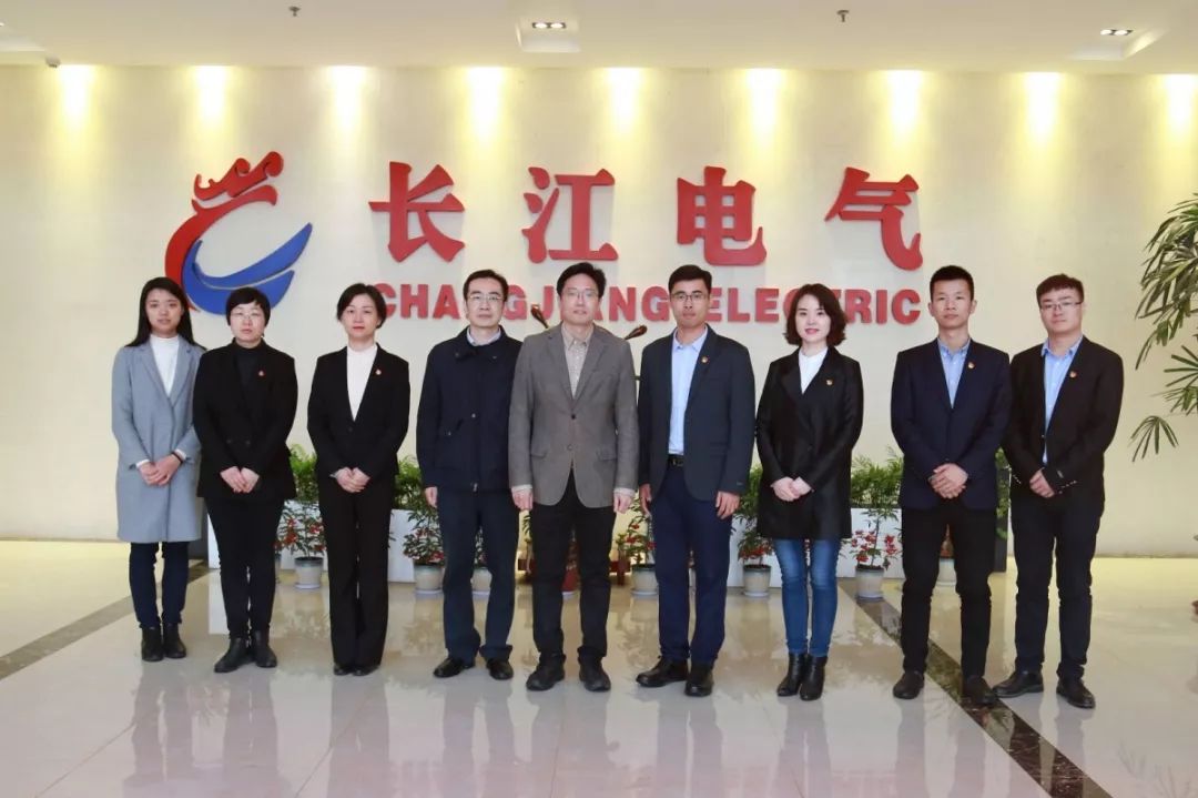 党建引领聚合力，提质增效谱新篇丨武汉市委两新工委专职副书记张健一行莅临威廉希尔足球官网指导党建工作